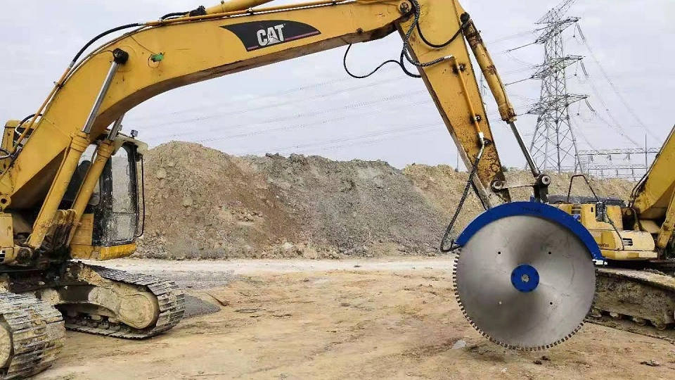 Haltbarkeit von CAT-Anbaugeräten für Bagger von SC