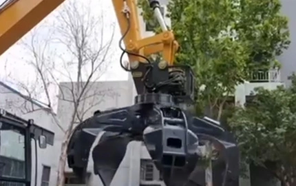 Bagger-Display mit Schrott-Schnapp schuss